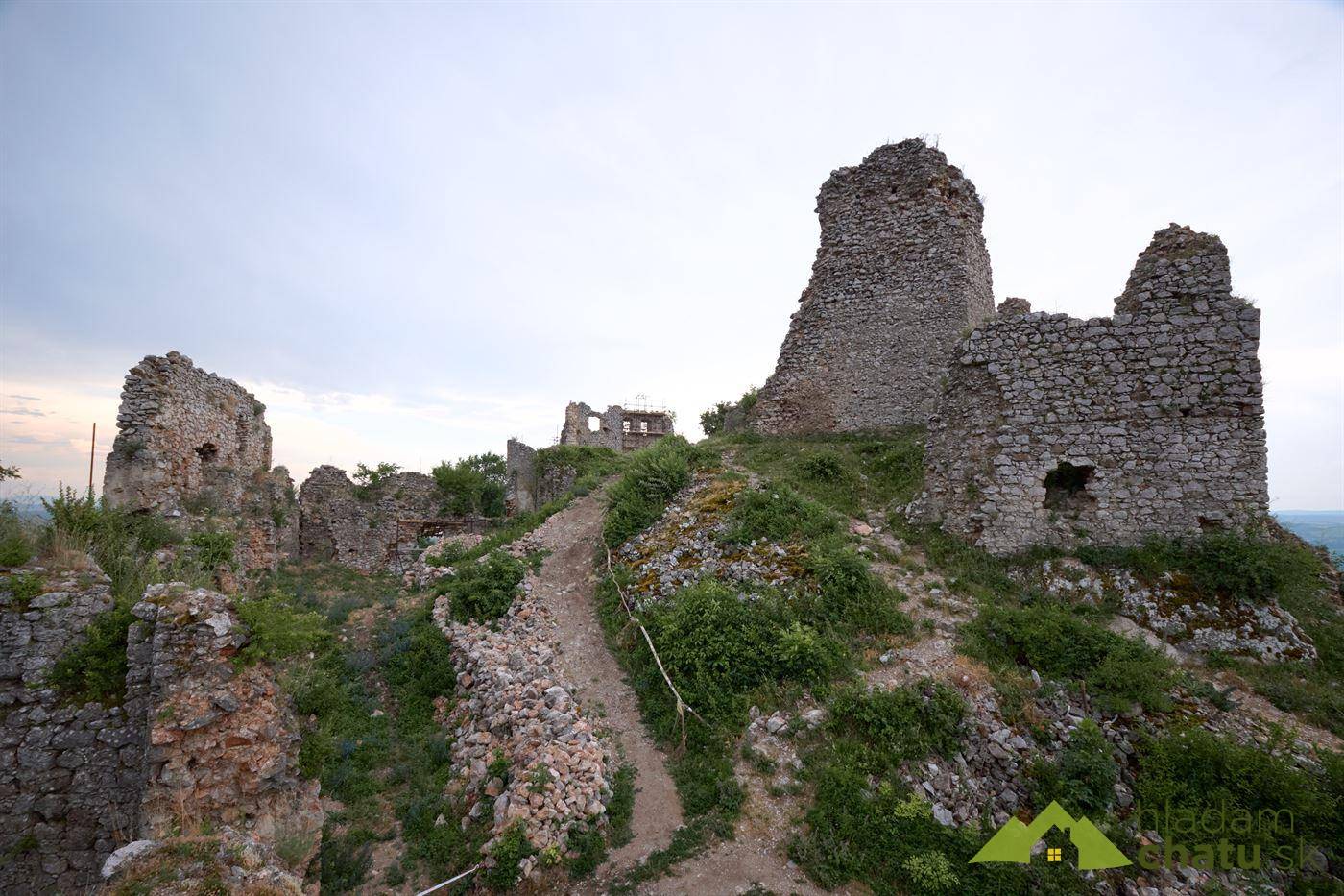 turniansky hrad.jpg